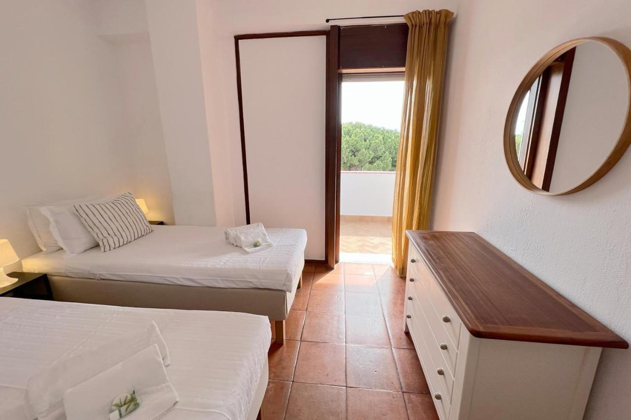 Apartment On The Beach By Amcf Alvor Kültér fotó